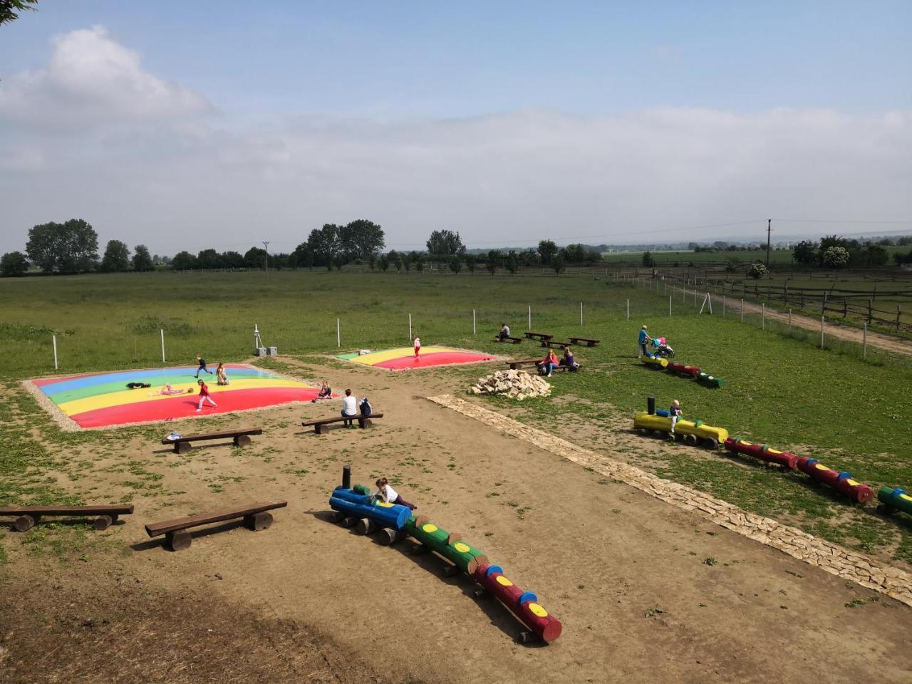 ZOOPARK Zelčín Melnik Exterior foto